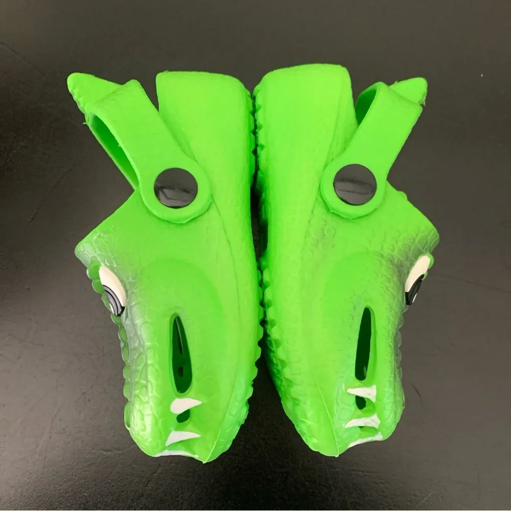 Capelli New York Waterproof shoes Size 5 Two Tone Injected EVA Clogs w/Backstrap